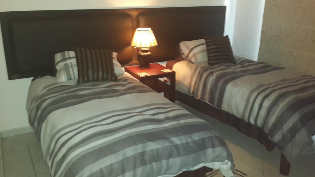 Magaliqua Guest House Noordheuwel Zimmer foto